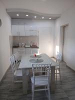 Lux Ideja apartman - Chambres d'hôtes Kikinda