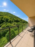 Tampa Gardens Apartments - Adults Only - Chambres d'hôtes Braşov