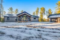Pillar Peak Perch - B&B Sturgis