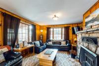 Big Bear Cabin - Bed and Breakfast Woodland Park