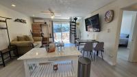 Cozy 2BR Near Downtown Auburn Stay Cool with Air Conditioning - B&B Auburn