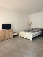 Wohnung mit Küche und Balkon - B&B Dortmund
