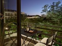 Momo Suites, Acropolis by Aura Homes - B&B Atenas