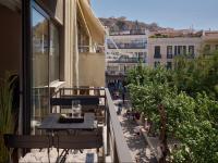Momo Suites, Acropolis by Aura Homes - B&B Atenas