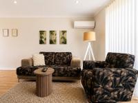Josh's Sea Breeze Beach Walk, Pool & Marina - Ferienwohnung Mandurah