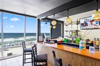 Stunning 3BR 3BA Beachfront Condo Sleeps 10 - Bed and Breakfast Panama City Beach