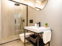Alirena Plaza de los Luceros - B&B Alicante