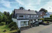 Groepsverblijf Monschau - Ruim Vakantiehuis voor 28 met Sauna - B&B Monschau