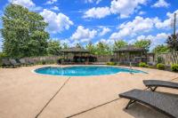 Lakefront Condo: Pool, Hot Tub, Sauna - Chambres d'hôtes Hot Springs