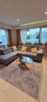 Apartment mit 2 Schlafzimmern und Terrasse