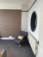 Seafront Apartment with Estuary Views - Ferienwohnung Southend-on-Sea