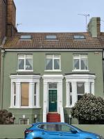 Seafront Apartment with Estuary Views - Ferienwohnung Southend-on-Sea