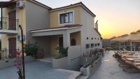 Bacchus Villa - Ferienwohnung Miráka