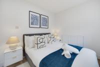City Escape 2BR with Terrace & Private Driveway- Ground Floor- Easy City Centre Access - Family Welcome - B&B Cardiff