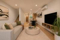 Luxurious 3BR 3-Storey Townhouse in Hawthorn with 2 Car Parks - Ferienwohnung Melbourne