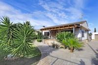Family home with private pool near the sea - B&B Alcanar