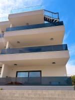 Blue sky apartment with sea view and pool - B&B Bagno di Bua