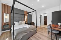 The Columbus Hotel - The Canopy Studio - 52-301 - B&B Middletown