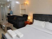 Spacious Rongai Studio with Pool, Free Parking and WiFi by Legatus - Chambres d'hôtes Nairobi