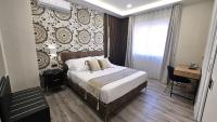Deluxe Double Room with Shower