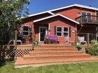 The Spruce Cape Collective - 5 Bed - House with Fireplace - B&B Kodiak