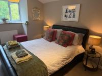 High Barn - B&B Thursley