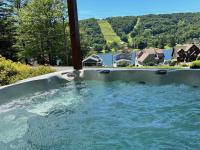 Center Stage - B&B McHenry