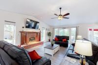 The 19th Hole - B&B Groveland