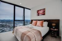 Luxury 60th Floor Skyline Views at The Star - B&B Gold Coast