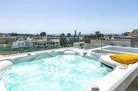 Lms48- Roof Terrace, Jacuzzi & Sauna - Ferienwohnung Estepona