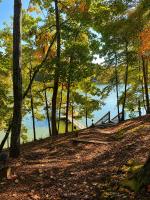 Lakefront Luxury, Dock, Hot Tub, Games and Theater - B&B Gainesville