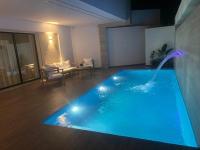 VILLA ASIA Sea Pool Luxury - B&B El Maamoura