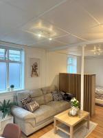 Cozy Studio by Laugavegur Central Reykjavík - B&B Reykjavík