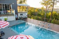 Hinterland Dreamers Poolside Retreat - B&B Yandina Creek
