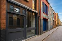 City Centre - Sleeps 6 - Bars, Parking & Netflix - B&B Liverpool