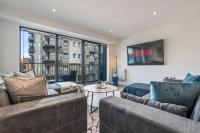 Luxury 2BR Apt Elizabeth Line Slough - Bed and Breakfast Slough