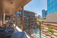 Layla's Downtown Nash Retreat | Walk to Broadway - Pool, Gym, Private Balcony, and more! - Chambres d'hôtes Nashville