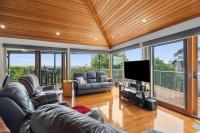 Blue Water - BYO Linen - B&B Anglesea