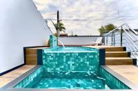 Studio Soares para casais Loft Praia e Centro Piçarras c/ Piscina - B&B Bugres