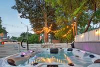 Magnolia Cove - Fire Pit Hot Tub Downtown - Bed and Breakfast Saint Augustine