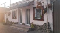Manan Guesthouse - Chambres d'hôtes Chkalovka