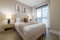 Lux Downtown Suite CN Tower Views with Parking - Ferienwohnung Toronto