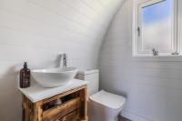 Luxury Glamping Pod That Sleeps 4 Guests - B&B Fochabers