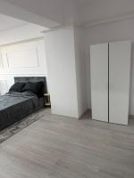Apollo Studio 2 - B&B Bacău