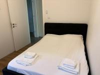 Outstanding 2BR Apartment with Balconies next to Rothschild - B&B Tel Aviv