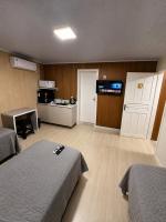 Loft Lux 10 Centro (Smart TV, cozinha, ar condicionado) - B&B Chapecó