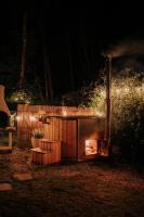 Domek Superior Bursztyn - Balia z hydromasażem - B&B Mrzeżyno