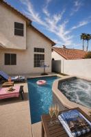 Vegas Haven Pool Spa Game Room - B&B Las Vegas