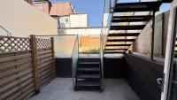 Chic Upper Richmond Road Flat - B&B London