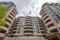 Sunny Braddon Apt near Civic - Hosted by Canstay - Bed and Breakfast Canberra
